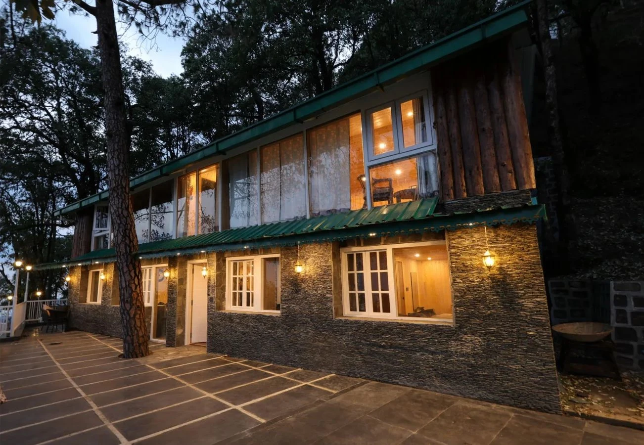 Hunters Lodge photo 2