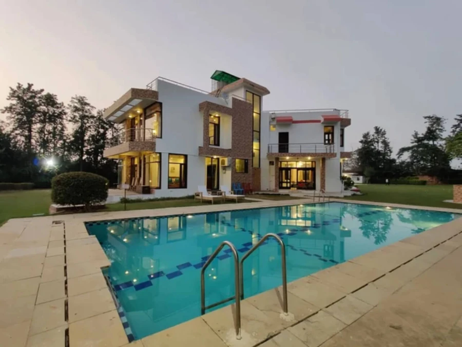 Birdsong Asola Farmhouse